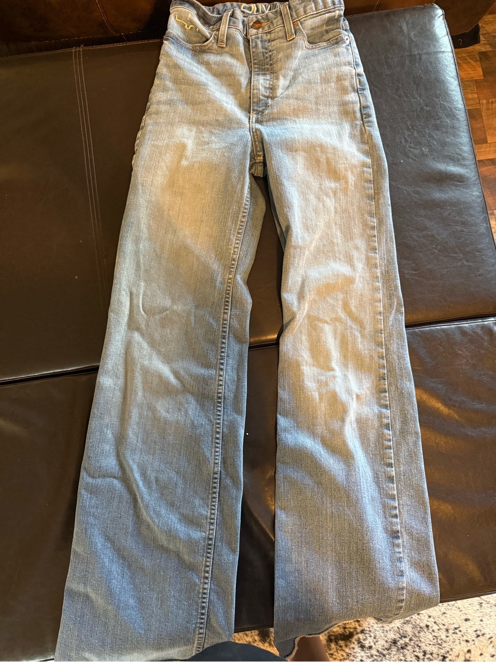 Kimes Olivia’s light wash